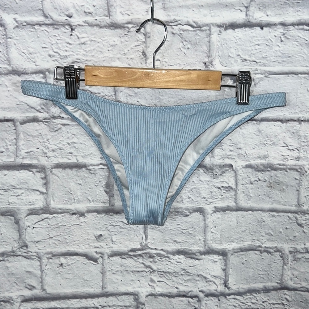 PINK by Victorias secret | light blue | size M